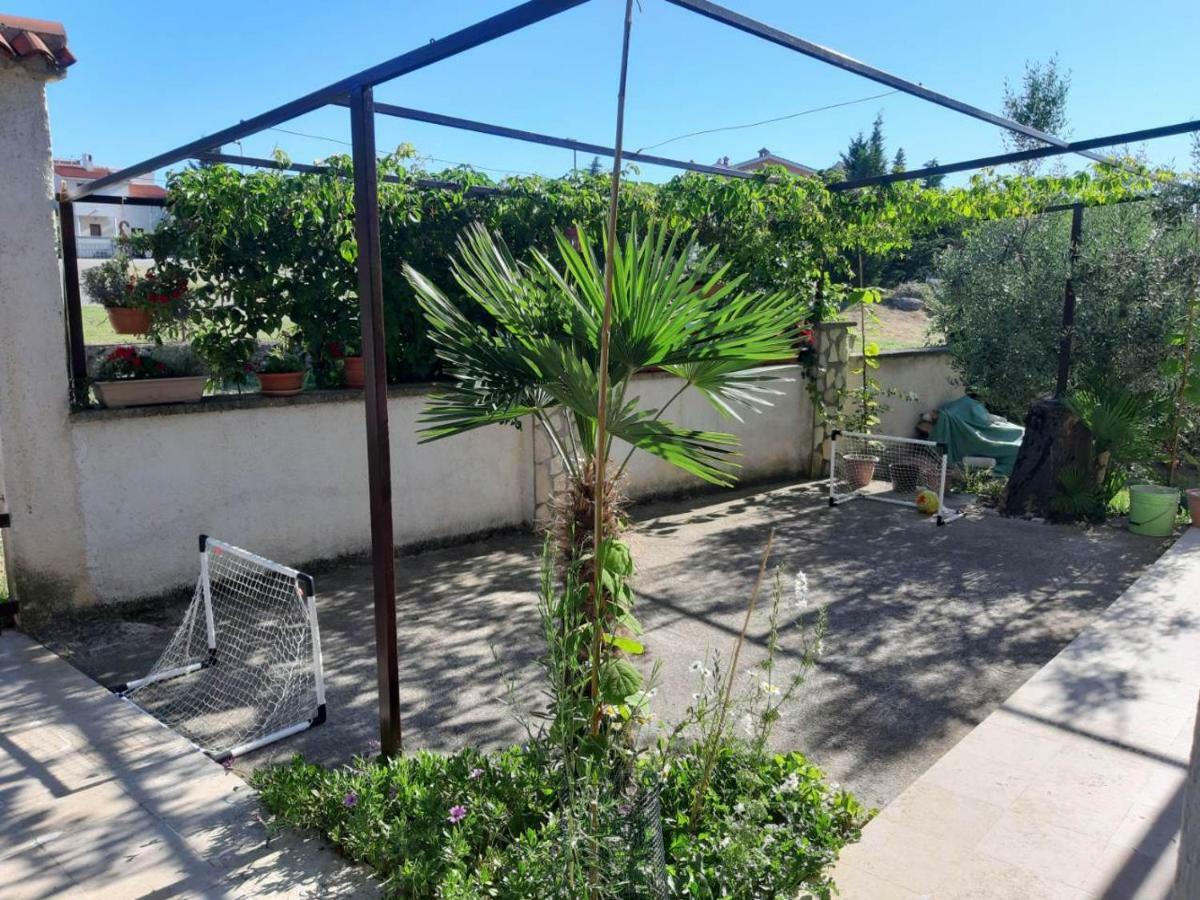 Apartman Igy Vinkuran Kültér fotó